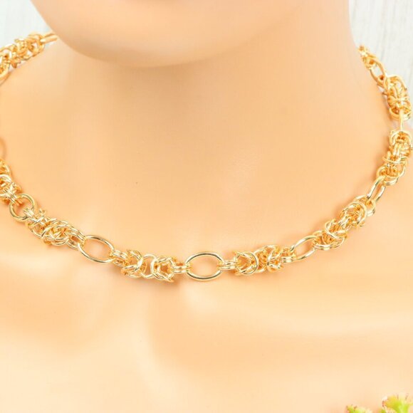 "Minimalist & Elegant Necklace Chain – Perfect for Women & Girls | UNVRC1624 - Picture 9 of 10